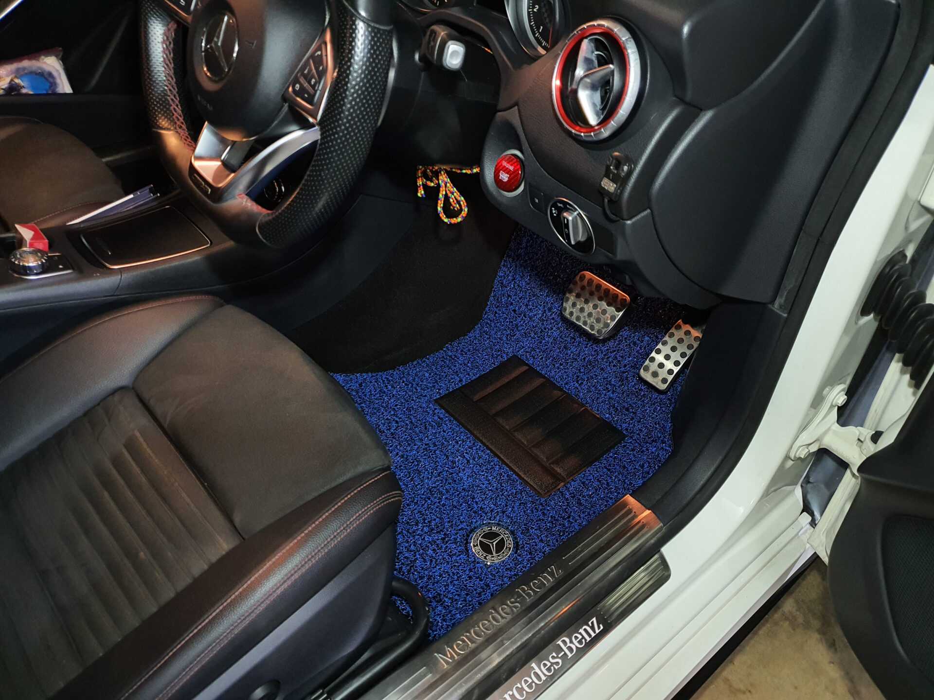 коврик автомобильный