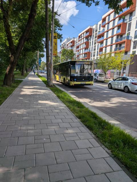 Львів: Нестерпна спека! 5 перевізників оштрафують за маршрутки без кондиціонерів.