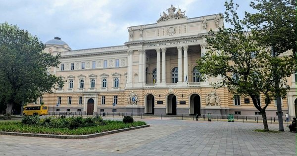 ЛНУ ім. Франка: топ-спеціальності для майбутніх студентів.