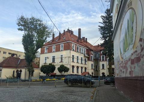 Lviv, Drohobych water utilities: No backup power for pumping stations.