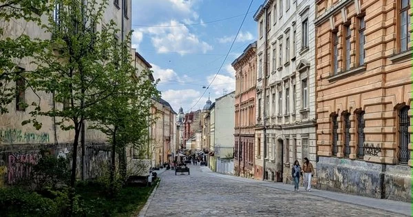 Холодна ніч попереду: прогноз погоди на Львівщину 14 серпня