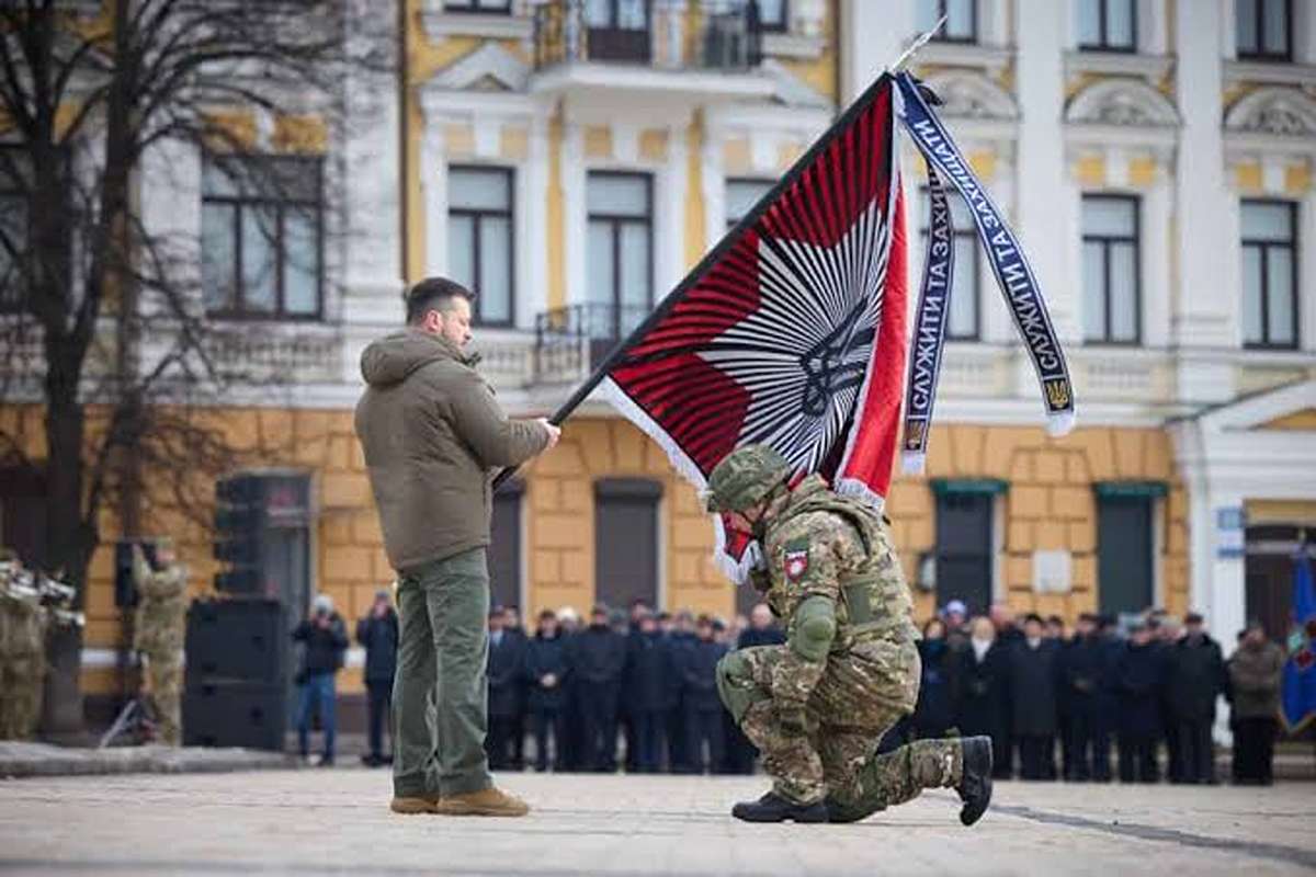 Де купити військові прапори України для військових та волонтерських ініціатив